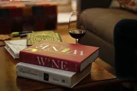 7 Livros com o tema vinhos que você não pode deixar de ter em casa