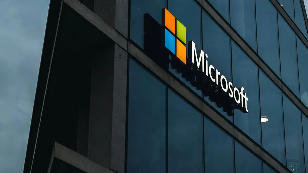 Microsoft demite toda sua equipe de ética em inteligência artificial