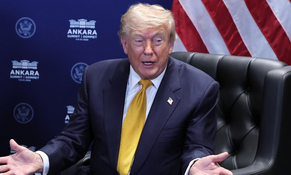 A guerra voltou? Trump diz que cessar-fogo com Irã 'acabou' após troca de ataques - Exame